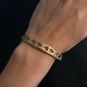 Madewell Jewelry - Madewell Glider Bangle with Cutouts Madewell Jewelry - Madewell Glider Bangle with Cutouts